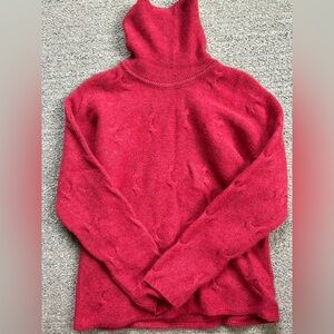 100% Cashmere Paul Stuart Red Sweater